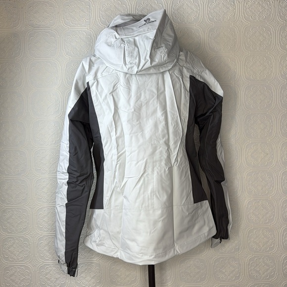 Camel Crown | White & Silver Waterproof Ski Jacket, Size S, NWT - Picture 9 of 14